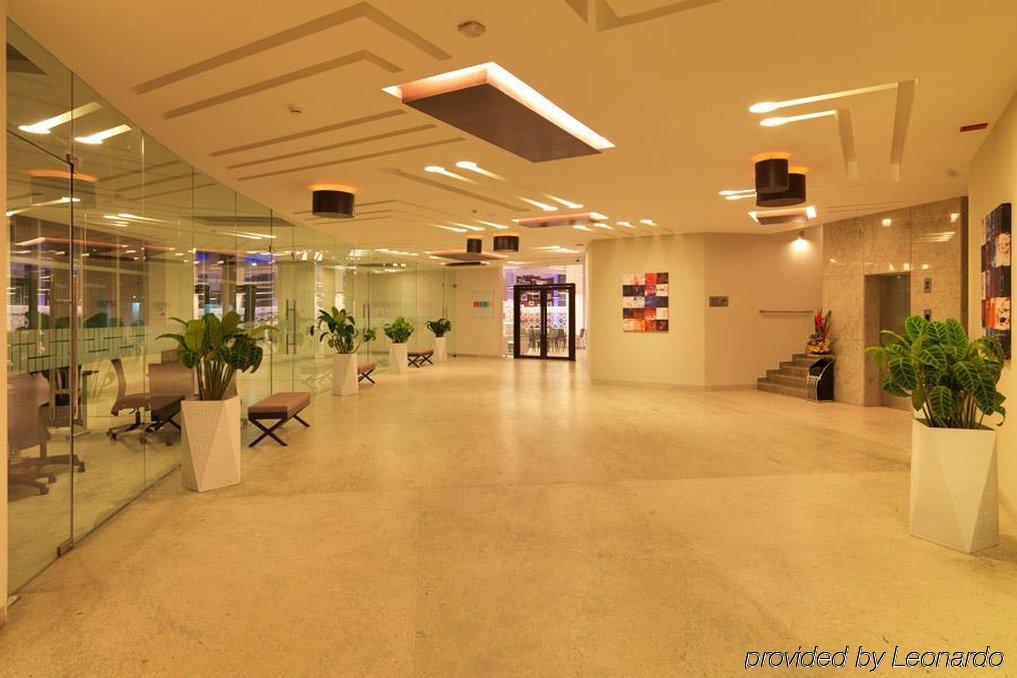 24 Tech Hotel Бангалор Экстерьер фото