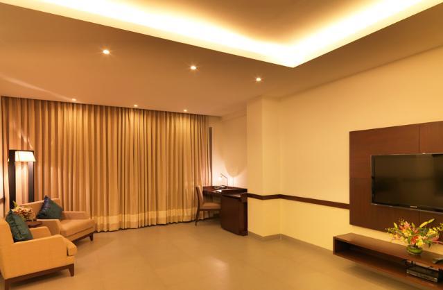 24 Tech Hotel Бангалор Экстерьер фото