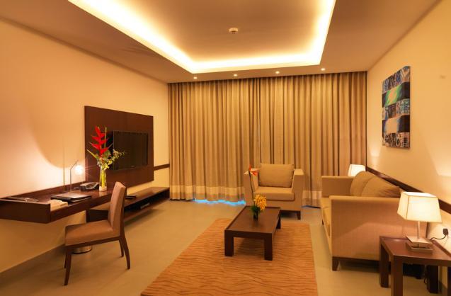 24 Tech Hotel Бангалор Экстерьер фото
